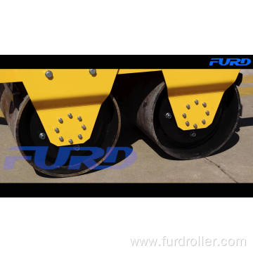 Hand vibrating roller soil vibratory compactor walk behind roller for pavement compaction FYL-S600